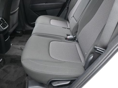 Used 2025 Kia Sportage LX FWD image 30