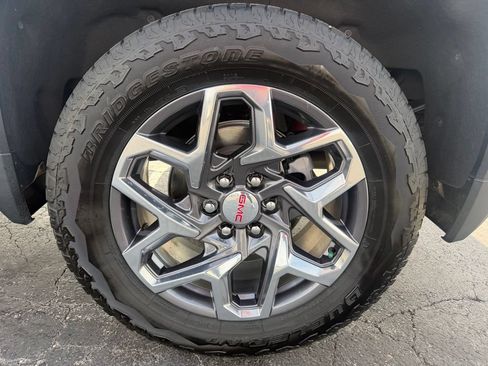 Used 2026 GMC Sierra 1500 SLT w/ SLT Premium Plus Package AWD/4WD image 21