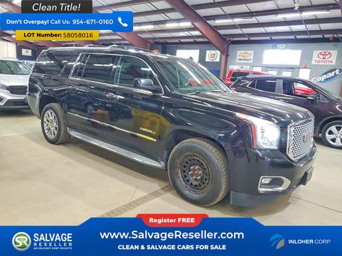 Used 2015 GMC Yukon XL Denali w/ Touring Package AWD/4WD image 5