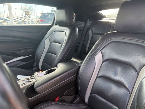 Used 2016 Chevrolet Camaro LT w/ RS Package image 7