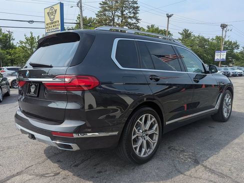 Used 2022 BMW X7 xDrive40i w/ Luxury Seating Package AWD/4WD image 7