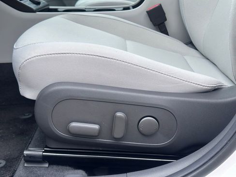 Used 2024 Hyundai Kona SEL w/ Convenience Package image 22