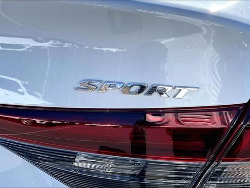 Certified 2025 Honda Civic Sport image 22