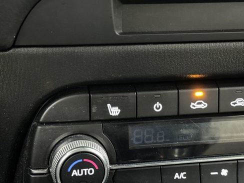 Used 2020 MAZDA CX-5 Touring image 8