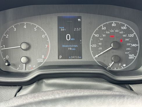 Certified 2024 Toyota Corolla SE FWD image 10