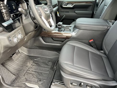 New 2026 GMC Sierra 1500 Elevation w/ Elevation Premium Package image 16