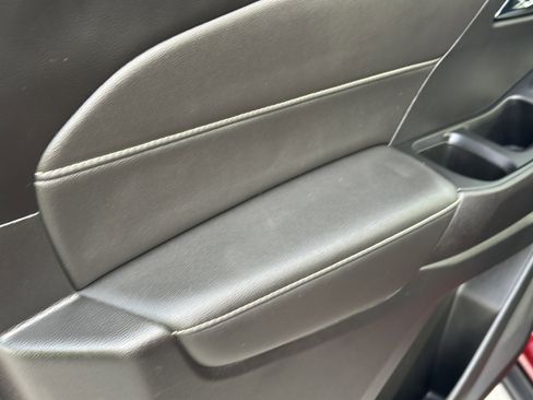 Certified 2023 Chevrolet Traverse LT w/ LT Premium Package image 17