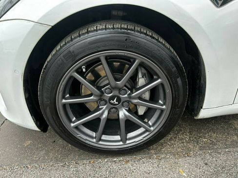 Used 2020 Tesla Model 3 image 33