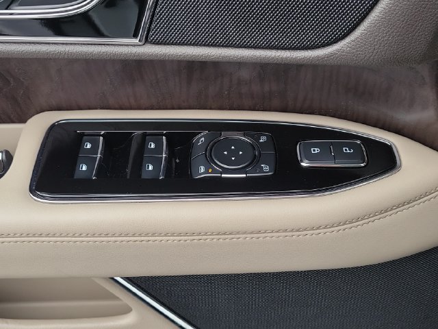 Used 2023 Lincoln Navigator Reserve RWD image 18