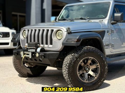 Used 2018 Jeep Wrangler Unlimited Sport S AWD/4WD image 2