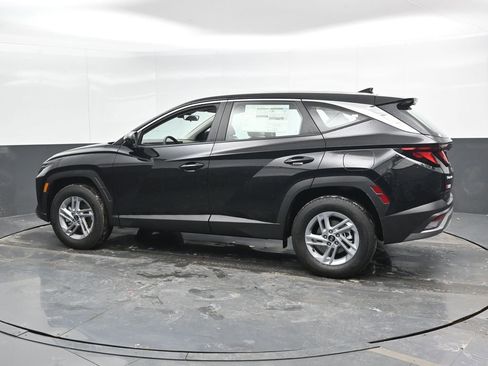 New 2026 Hyundai Tucson SE image 8