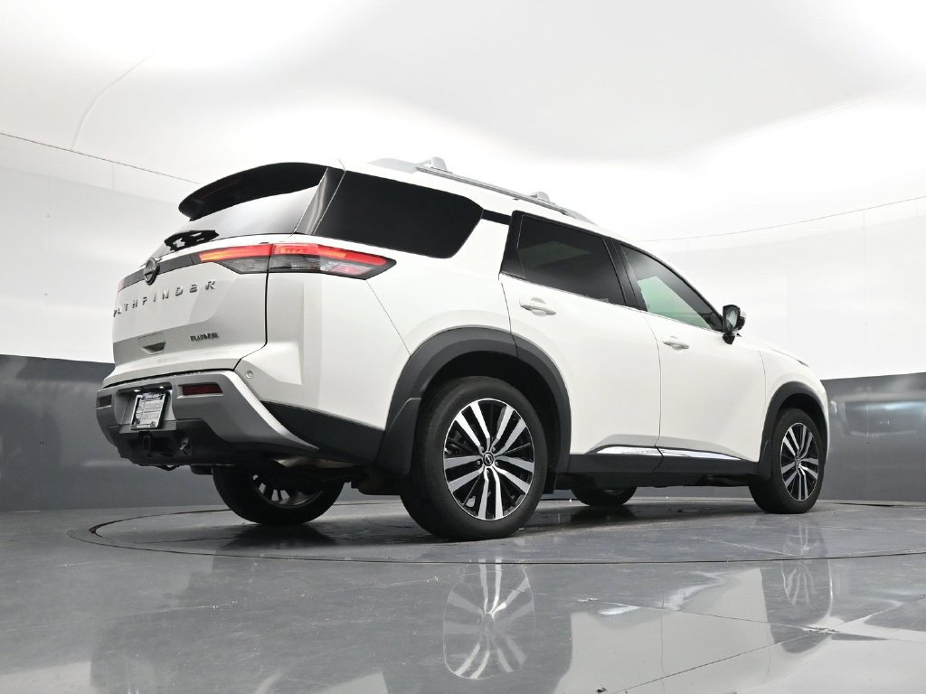 Used 2024 Nissan Pathfinder Platinum FWD image 26