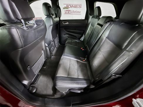 Used 2022 Jeep Grand Cherokee Laredo X image 26