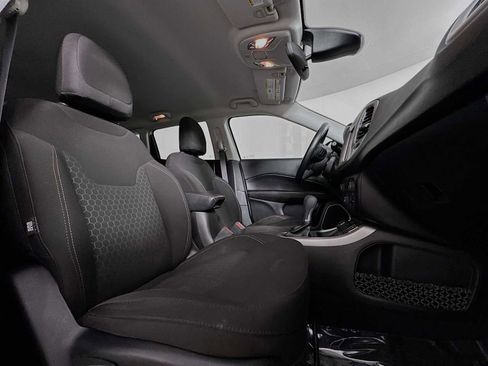 Used 2020 Jeep Compass Sport image 26