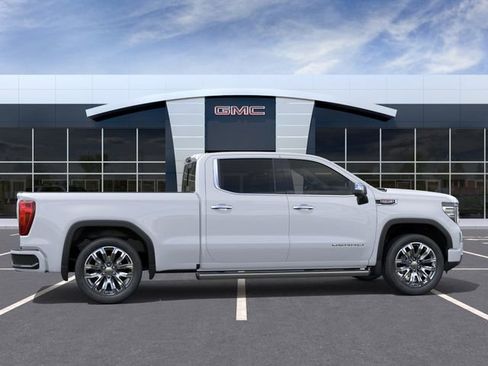 New 2026 GMC Sierra 1500 Denali w/ Denali Reserve Package AWD/4WD image 5
