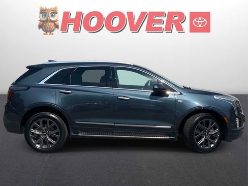 Used 2019 Cadillac XT5 Luxury w/ Sport Package FWD image 2