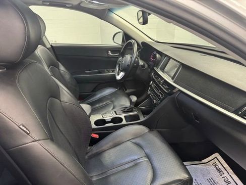 Used 2020 Kia Optima SE image 12