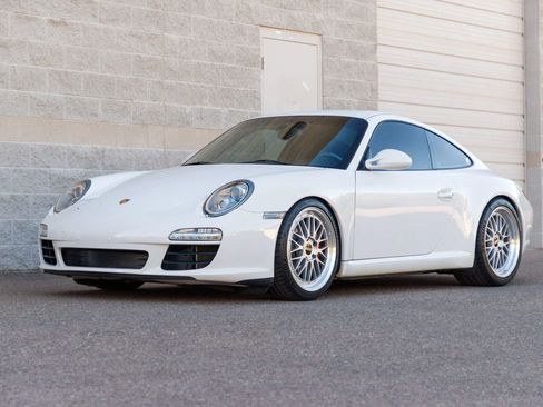 Used 2009 Porsche 911 Carrera S RWD image 2