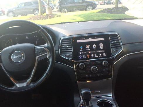 Certified 2019 Jeep Grand Cherokee Limited AWD/4WD image 11