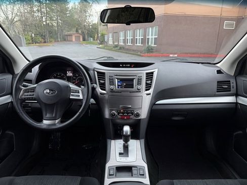 Used 2014 Subaru Outback 2.5i Premium image 13