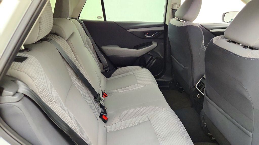 Used 2023 Subaru Outback Premium AWD/4WD image 21