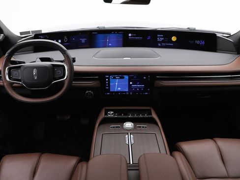 Used 2025 Lincoln Navigator Reserve AWD/4WD image 14