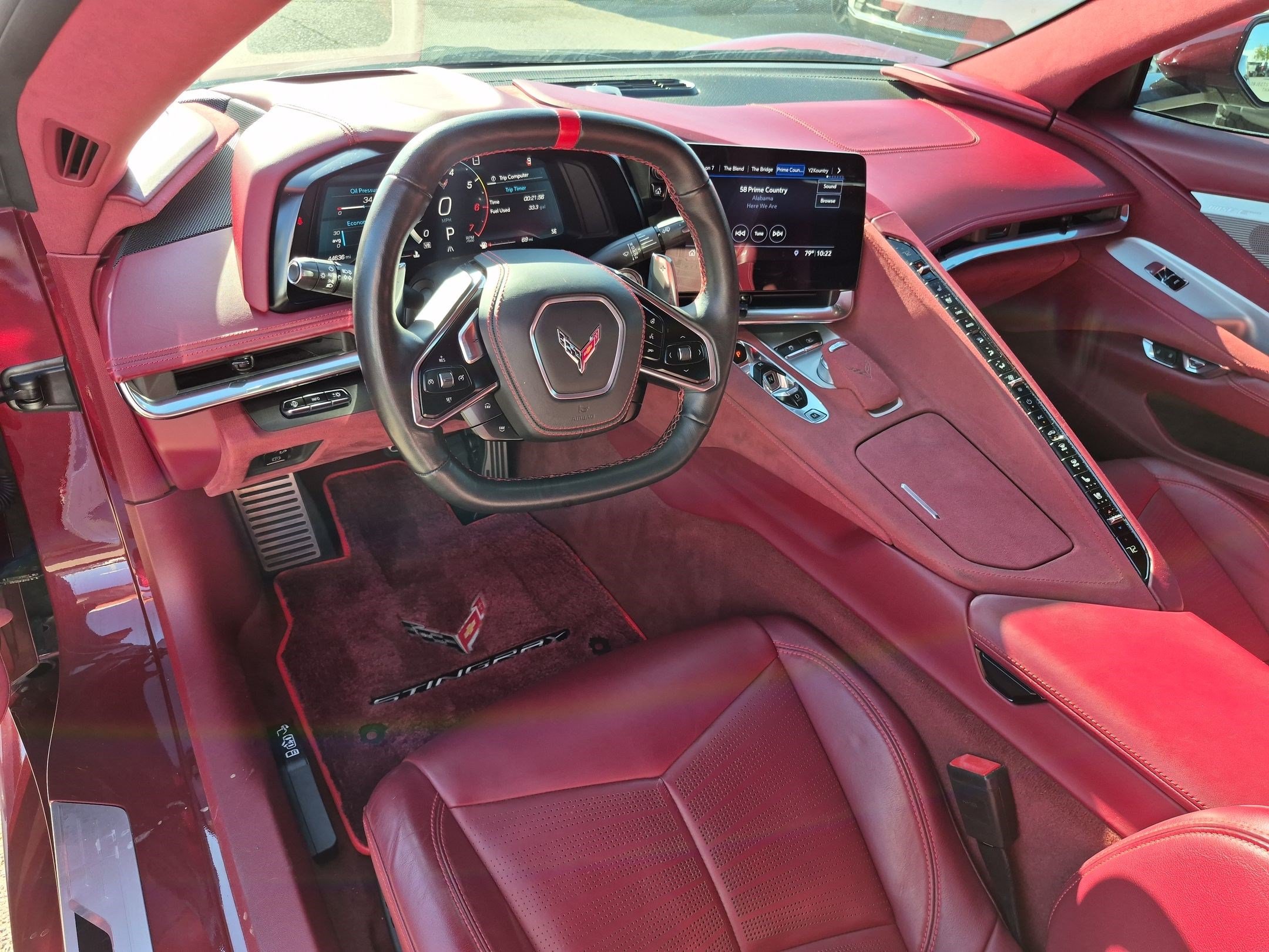 Used 2020 Chevrolet Corvette Stingray Premium Cpe w/ 3LT Preferred Equipment Group RWD image 14