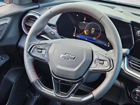 New 2026 Chevrolet Trax RS w/ Driver Confidence Package image 11