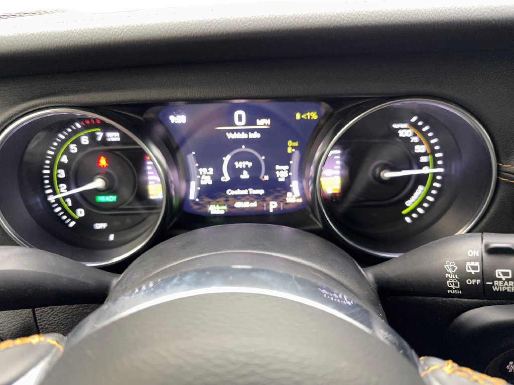 Used 2022 Jeep Wrangler Unlimited Sahara AWD/4WD image 59