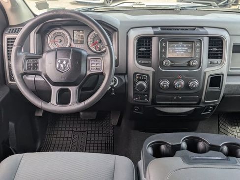 Used 2018 RAM 1500 Express w/ Express Value Package AWD/4WD image 32