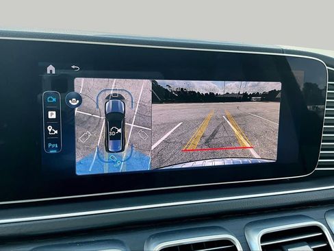 Certified 2025 Mercedes-Benz GLS 450 4MATIC image 27