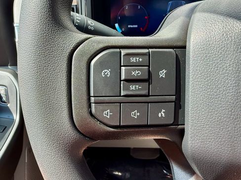 New 2026 Ford F250 XLT w/ XLT Premium Package AWD/4WD image 25