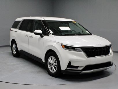 Used 2023 Kia Carnival LX
