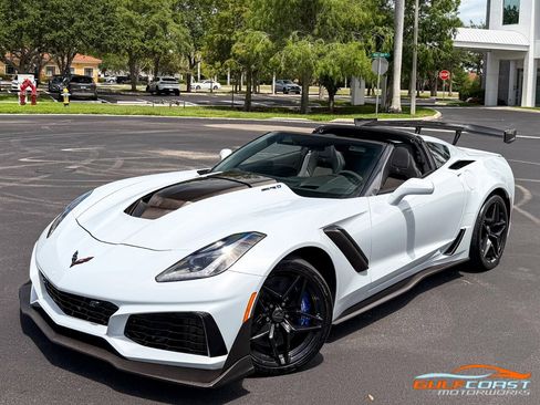 Used 2019 Chevrolet Corvette ZR1 RWD image 9