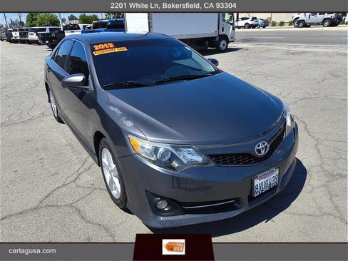 Used 2013 Toyota Camry SE FWD image 1