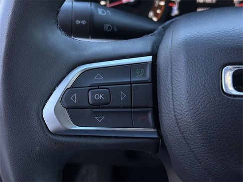 Used 2024 Jeep Compass Limited image 27