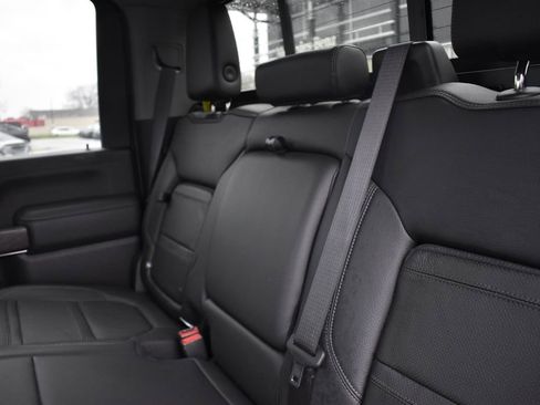 Used 2023 GMC Sierra 3500 Denali w/ Denali Ultimate Package image 35