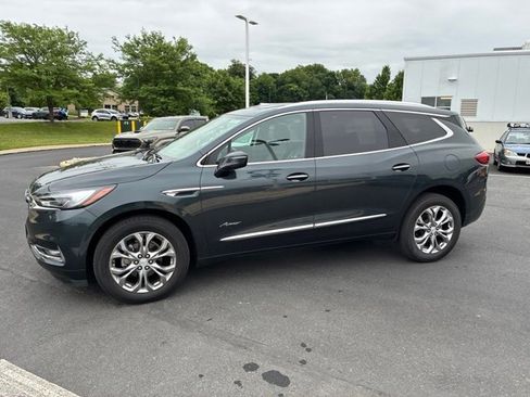 Used 2020 Buick Enclave Avenir w/ Avenir Technology Package AWD/4WD image 15