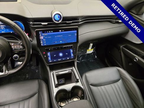 Certified 2024 Maserati Grecale GT image 21