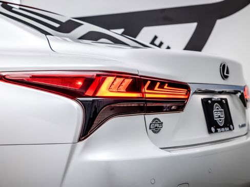 Used 2021 Lexus LS 500 w/ Accessory Package (Z2) image 12