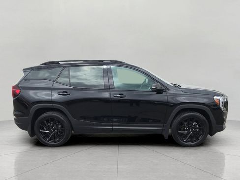 Certified 2023 GMC Terrain SLT w/ Infotainment Package II AWD/4WD image 5