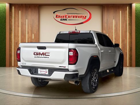 Used 2024 GMC Canyon AT4 w/ Technology Package AWD/4WD image 7
