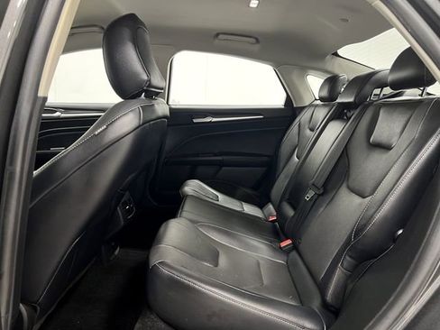 Used 2020 Ford Fusion Energi Titanium image 27