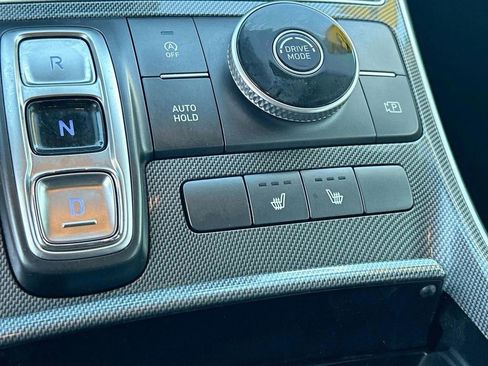 Used 2023 Hyundai Santa Fe SEL w/ Winter Weather Package image 30