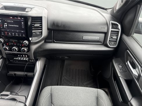 Used 2019 RAM 1500 Big Horn image 12