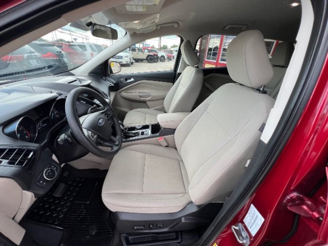 Used 2018 Ford Escape SE w/ SE Sync 3 Package FWD image 10