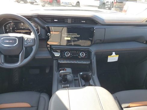 New 2026 GMC Sierra 1500 AT4 w/ AT4 Premium Package AWD/4WD image 15