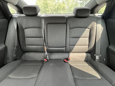 Used 2025 Chevrolet Malibu LT FWD image 16