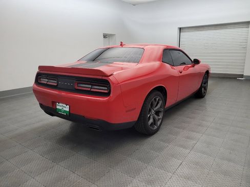 Used 2018 Dodge Challenger SXT Plus RWD image 9
