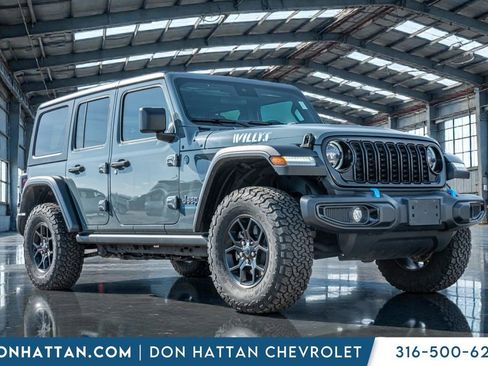 Used 2024 Jeep Wrangler Unlimited image 38
